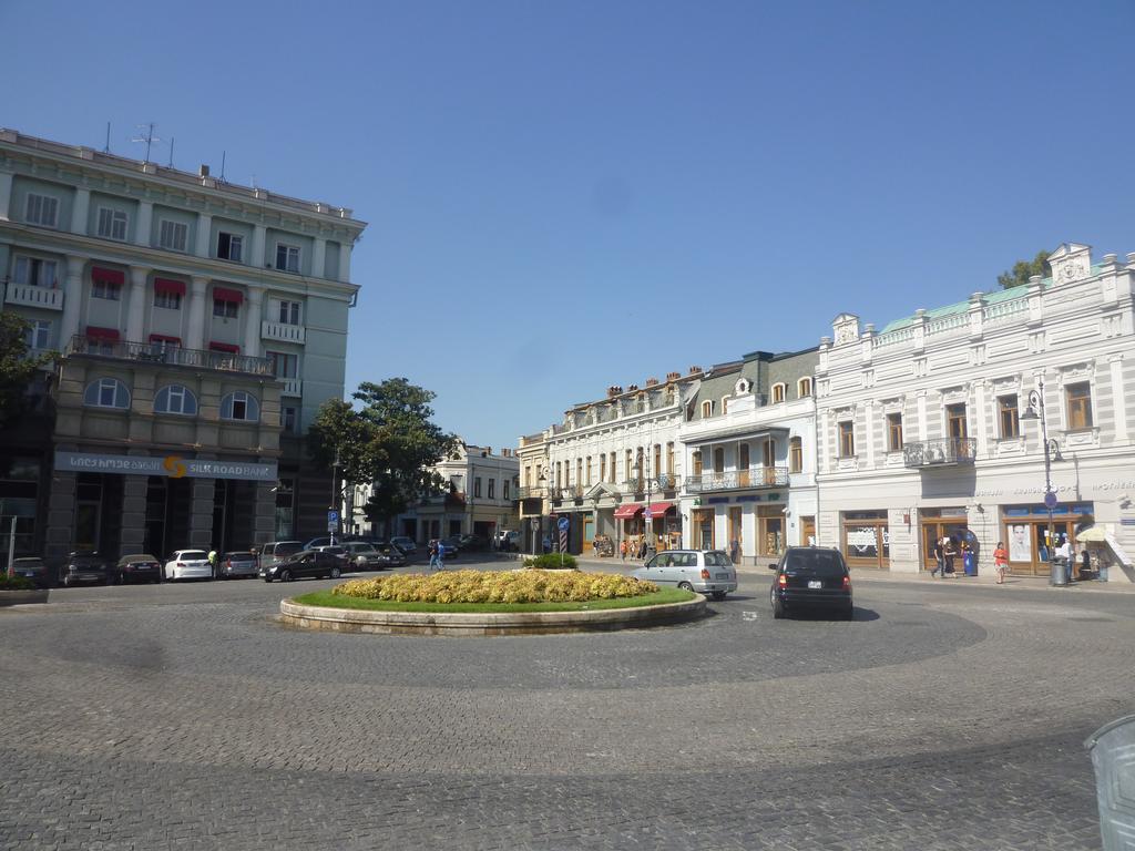 Centre Of Tbilisi Apartment Phòng bức ảnh